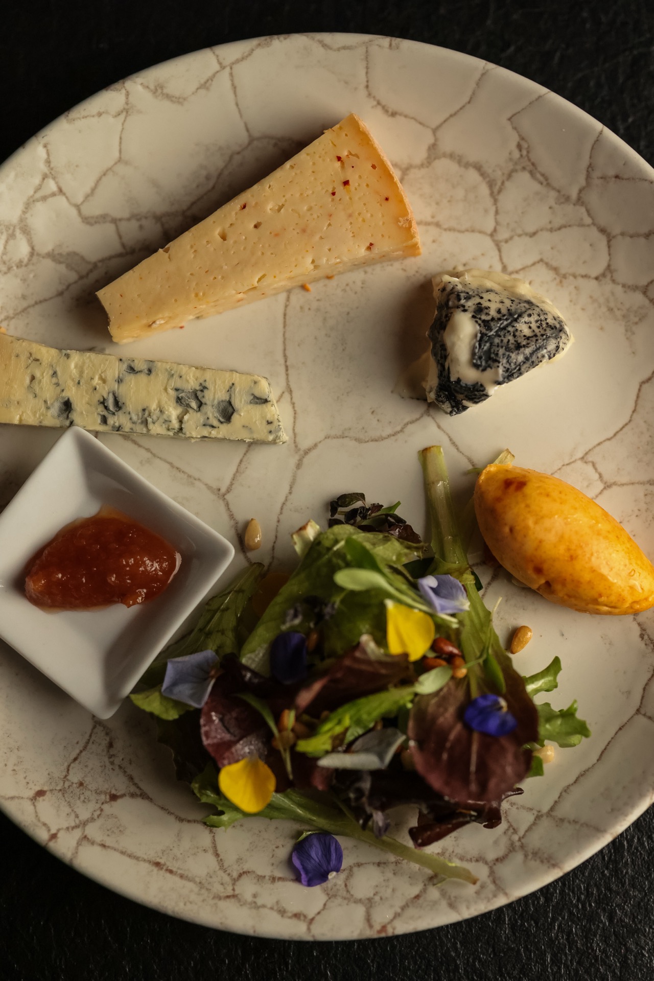 Assiette de fromages affines